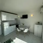Nina Apartment *