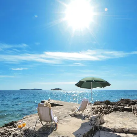 公寓 Nina 罗戈兹尼察