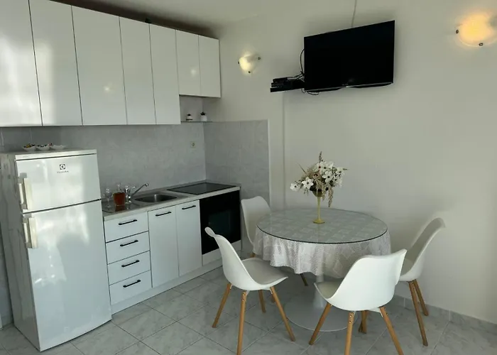 Apartman Nina *
